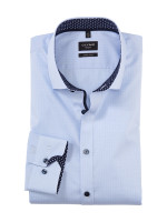 Chemise Olymp SUPER SLIM UNI POPELINE bleu clair avec col Kent moderne en coupe super étroite