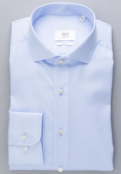 Chemise Eterna SLIM FIT TWILL bleu clair avec col Italien en coupe moderne