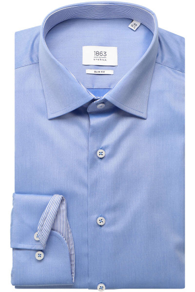 Chemise Eterna SLIM FIT TWILL bleu clair avec col Classic Kent en coupe étroite