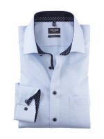 Chemise Olymp MODERN FIT UNI POPELINE bleu clair avec col Global Kent en coupe moderne
